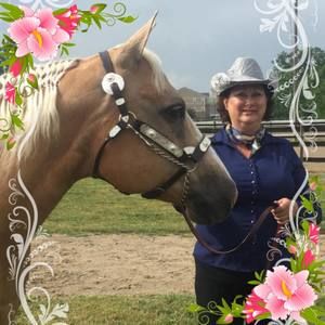 Meet your Posher, Suzanne